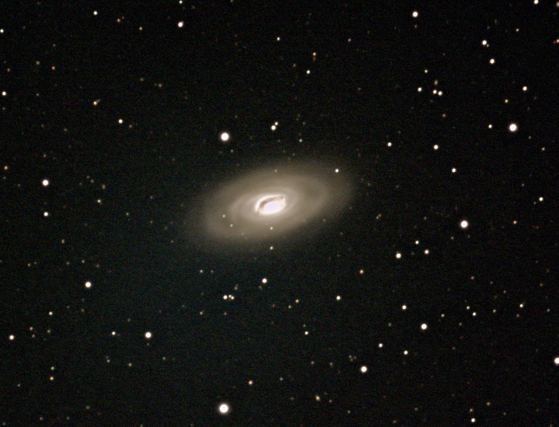 かみのけ座　M64黒眼銀河